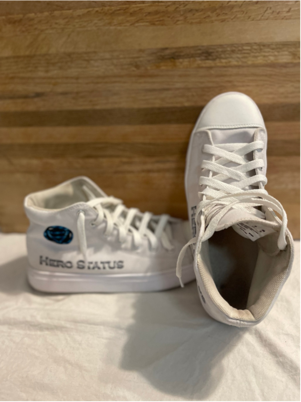 Women's Unbranded Hero Status High Top Sneakers White Blue Size 6.5